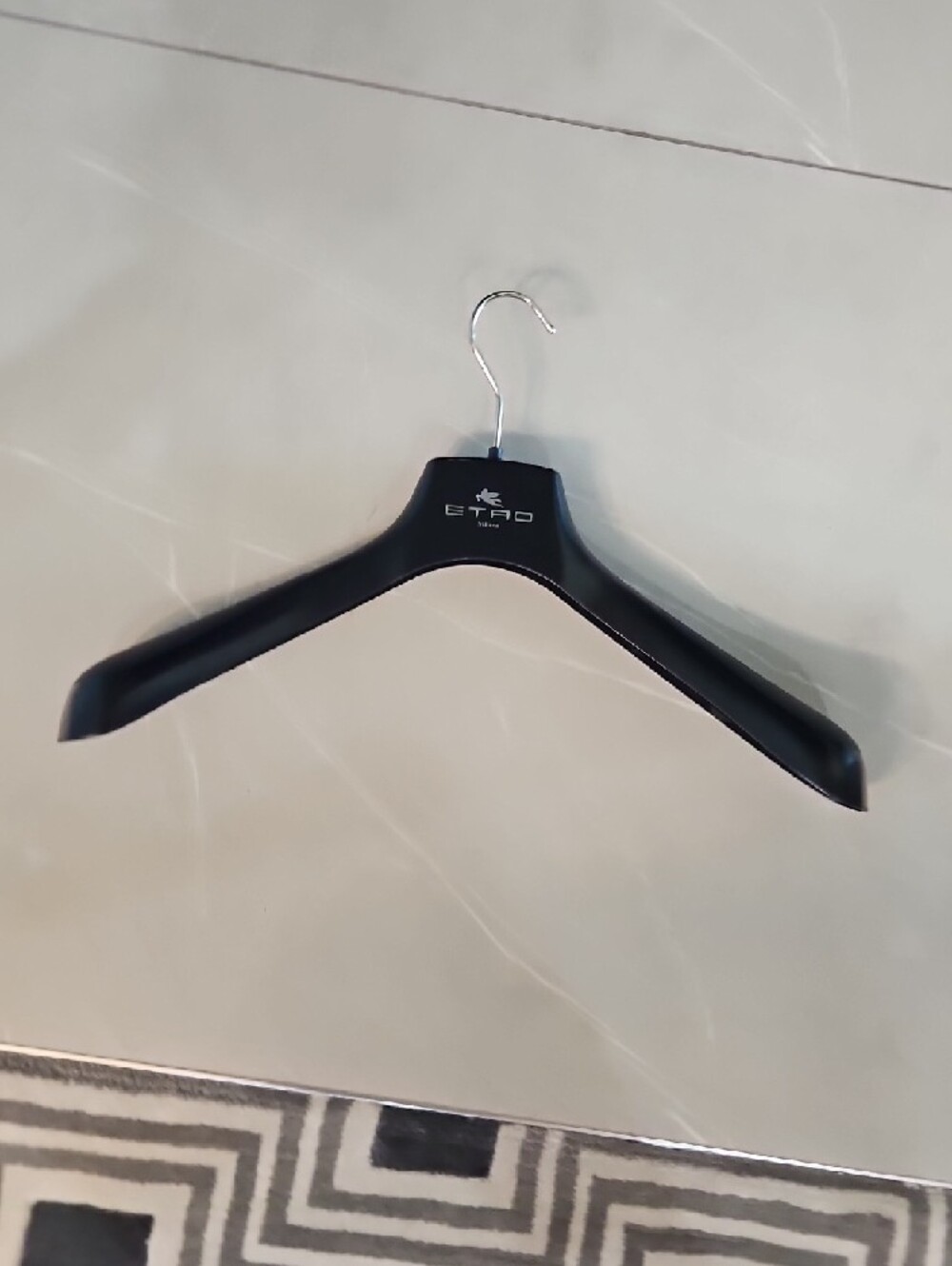 Etro Black Coat Hangers Set 4 - Matte Black - Picture 2 of 3